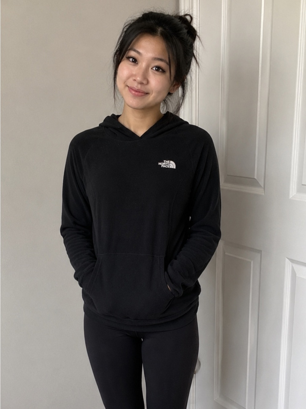 North Face size Medium pullover hoodie Polartec